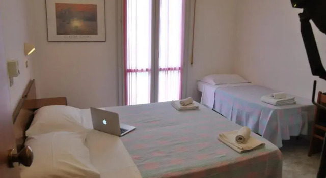 Трёхместный номер Economy Hotel Samoa