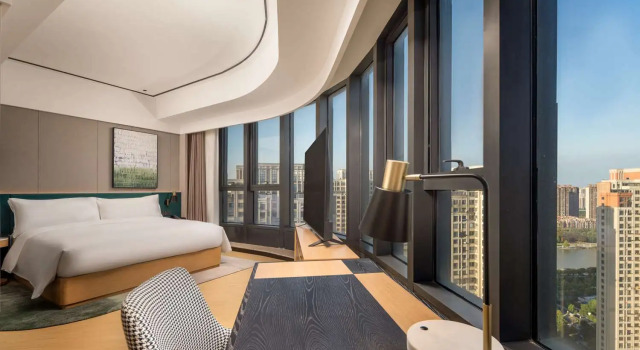 Номер Premium Hilton Garden Inn Nantong Haohe Scenic Area