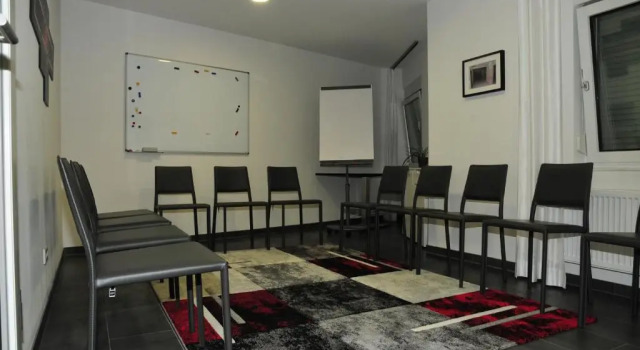 Hotel Sporcher Nest, Varaa Hotelli Hotellit Baijeri pysäköinnillä, Pysäköinti