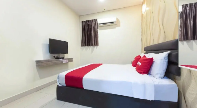 Люкс Deluxe Collection O Yong Peng Near Dataran Gemilang Formerly H3 Hotel