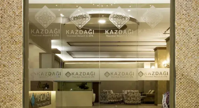 Kazdagi Termal Resort & Spa, Забронировать Курортный отель Отели Бардакджылар с бассейном, Бассейн