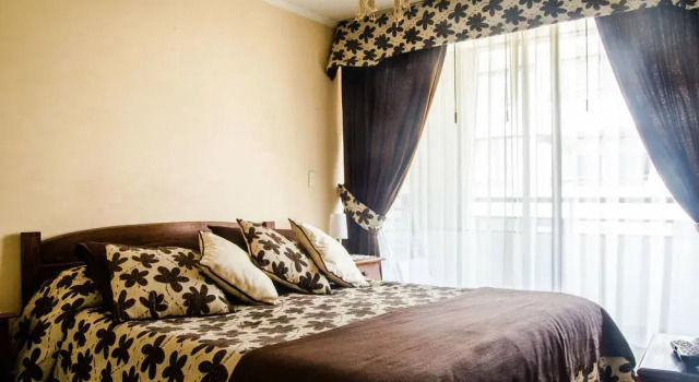 Almond Suites General Jofré, Забронировать Отель Отели Сантьяго 3 звезды, рядом с Гора Санта-Лусия, 3*