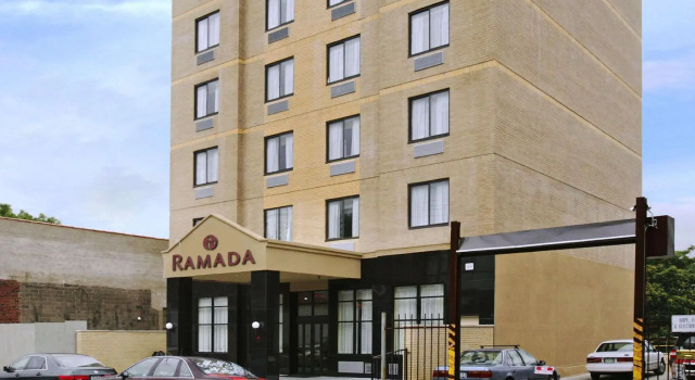 Royal Stay Hotel