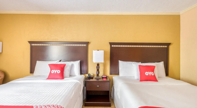 Четырёхместный номер Premium Quality Inn & Suites Nacogdoches