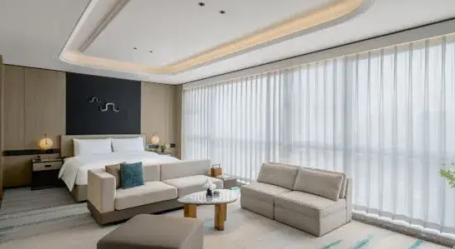 Люкс с 2 комнатами Jade Bay Hotel