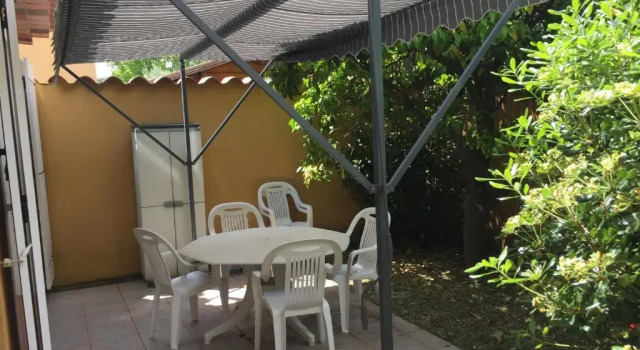 Studio Pied Dans L Eau (Adults Only), Забронировать Апартаменты/квартира Отели Ла-Лонд-ле-Мор с парковкой, рядом с Plage de l'Argentière, Парковка