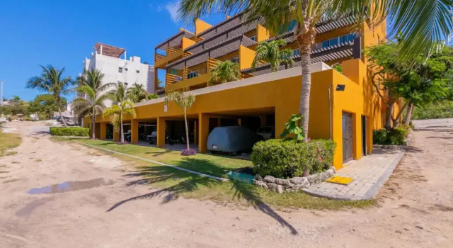 Isla Sunset Rentals at Sotavento, Prenota Appartamento Hotel a Quintana Roo con parcheggio, Parcheggio
