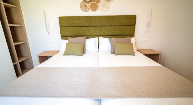 Bungalows HL Miraflor Suites, Prenota Hotel San Bartolome de Tirajana Gran Canaria