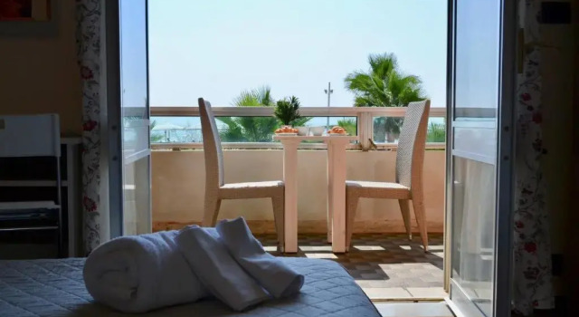 Трёхместный номер Standard с видом на море Sunrise Accessible Resort