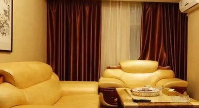 Xuan Lai Si Hotel, Забронировать Отель Отели Лунхуа с парковкой, Парковка