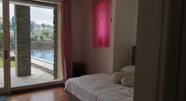 Villa Villa Danau 5 Bedroom for 50 pax