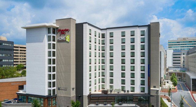 Hampton Inn Towson Downtown, Boek Hotel Hotels in Towson met zwembad, Zwembad