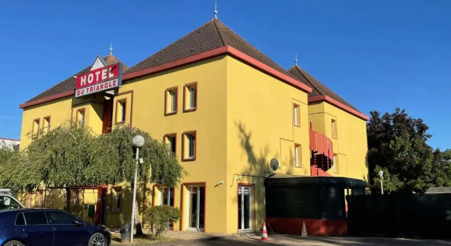Hotel du Triangle, Rezervovat Hotel Hotely v Lotrinsko se snídaní, Snídaně
