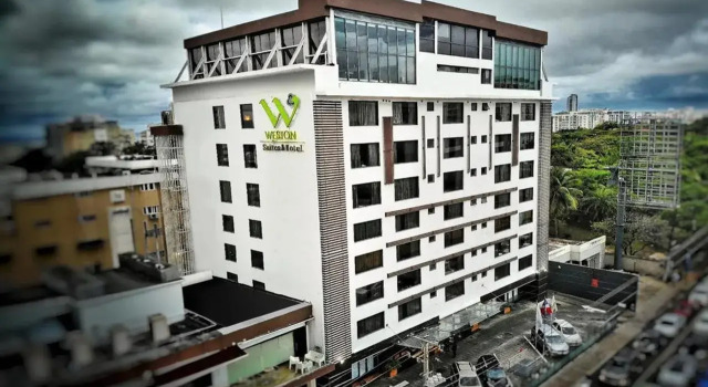 Weston Suites Hotel, Забронировать Отель Бизнес-отели Санто-Доминго, рядом с Centro Internacional de Cirugia Avanzada, 4* 5*