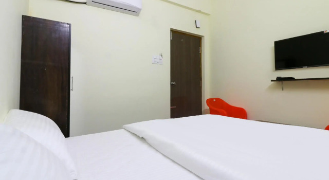 Super Hotel O Karakambadi Road Near Leela Mahal Circle, Rezervovat Hotel Hotely v Andhra Pradesh s parkováním, Parkování