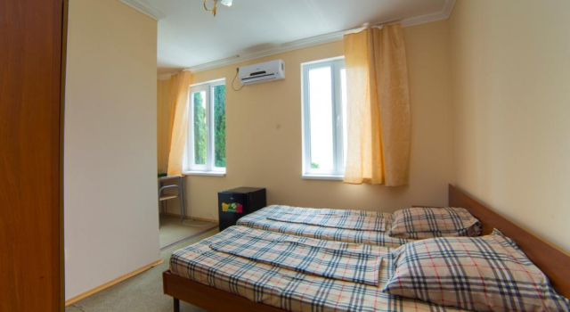 Kholodnaia Rechka Sanatorium — Reprua Building, Reserva ahora Hotel Bagripsh. Gagra District, cerca de Solnechny Resort Beach