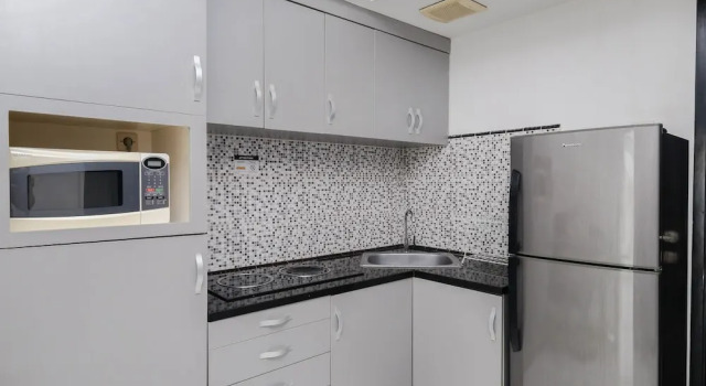 Апартаменты Nice And Elegant 1Br At The Wave Kuningan Apartment