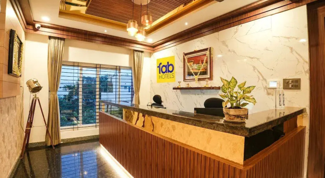 FabHotel 7 Hills, Забронировать Отель Отели штата Карнатаки 3 звезды, 3*