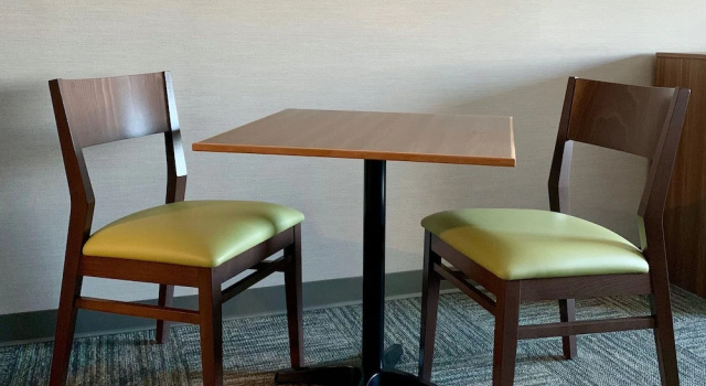 Двухместный люкс Meridian Inn & Suites Regina Airport