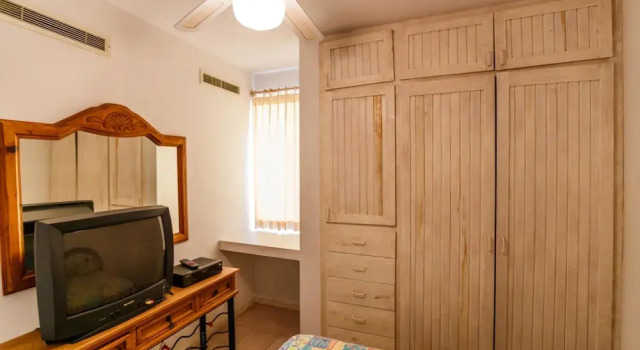 Idaho Condominiums Idaho 7 2 Bedrooms 2 Bathrooms Condo, Забронировать Апартаменты/квартира Отели Южной Нижней Калифорнии с парковкой, Парковка