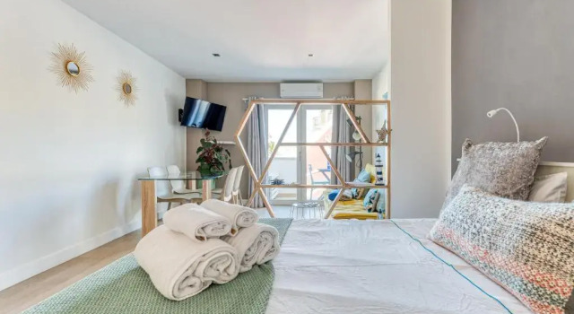 Casita Sunwaves- El 19 De Padre Cueto, Las Canteras, Забронировать Отель Отели Лас-Пальмас-де-Гран-Канария с парковкой, рядом с Музей науки и техники, Парковка