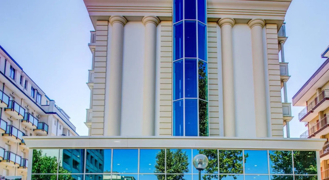 Hotel Smeraldo, Забронировать Отель Отели Чезенатико 4 звезды, 4*