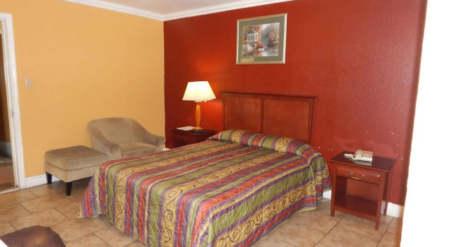 M B Motor Inn