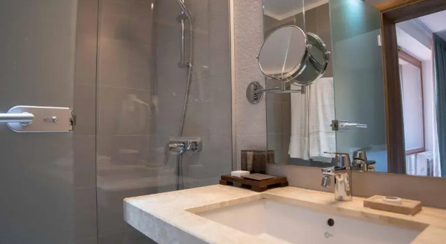 Двухместный номер Economy Low Ground Floor Teleferic Grand Hotel