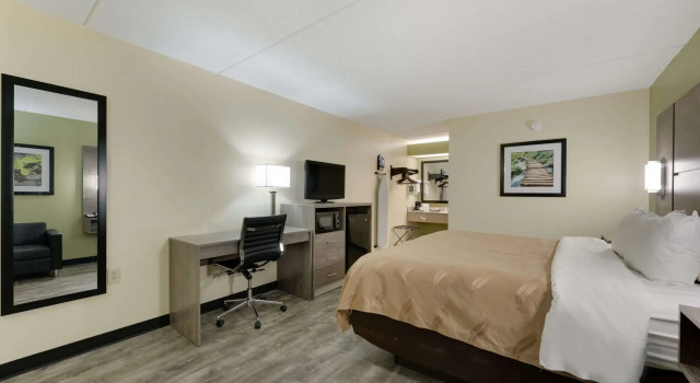Двухместный номер Standard Quality Inn Airport - Southeast