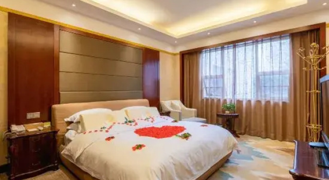 Люкс Premier Zhangjiajie Lan Tian Hotel