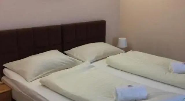Апартаменты с 3 комнатами с балконом Haus Piller