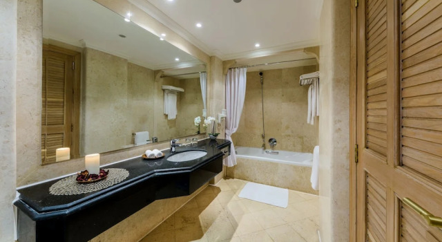 Двухместный номер Deluxe с видом на море Movenpick Resort Taba