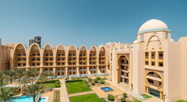 Pool View 1BR on Palm Jumeirah