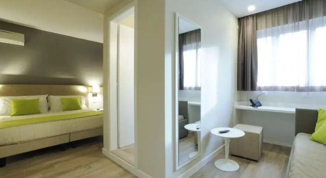 Полулюкс Hotel Concordia
