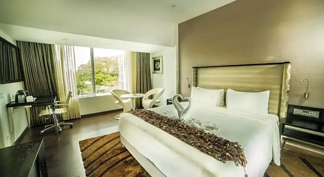 Клубный номер Standard Hotel President