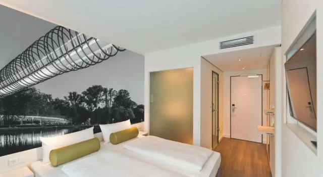 Номер Standard Super 8 by Wyndham Oberhausen am Centro