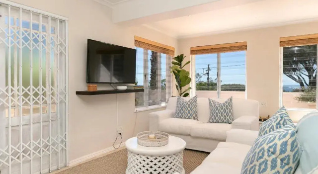 Апартаменты Ingleside Luxury apartment by Totalstay