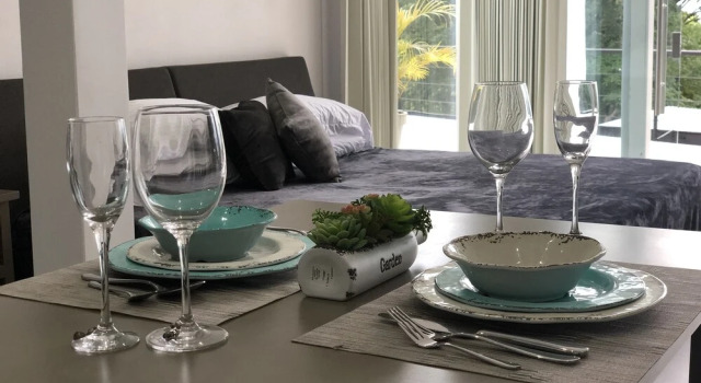 Номер Standard с видом на бассейн Vista Ocean Suites