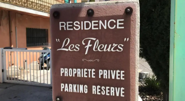 Апартаменты с видом на море Beau T2 en centre ville avec parking privé