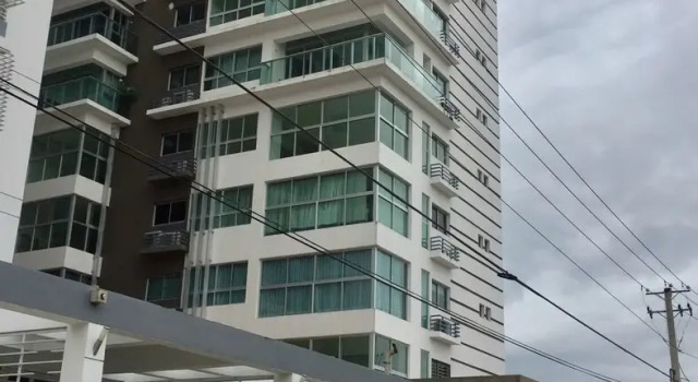 3 levels and 5 bedrooms penthouse with a great view