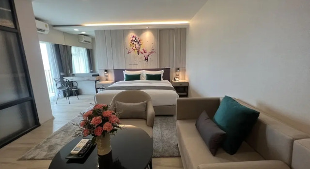 Семейный номер Standard с 2 комнатами ARNI Skye Hotel