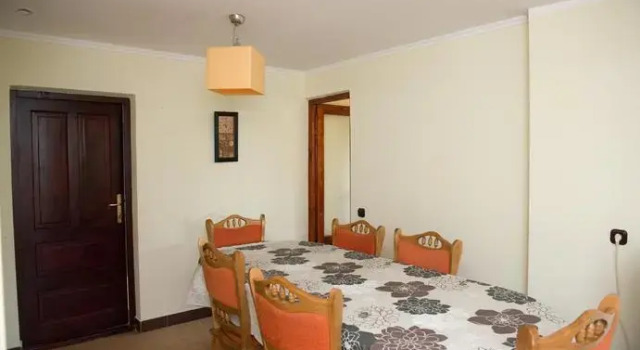 Casa Paveios, Varaa Hotelli Oradea 