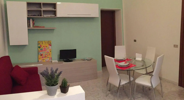 At Home - Navigli