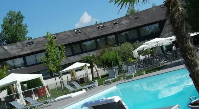 Люкс Hôtel Le Cervolan