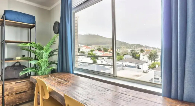 Апартаменты Stunning studio in Kloof for romantic getaway