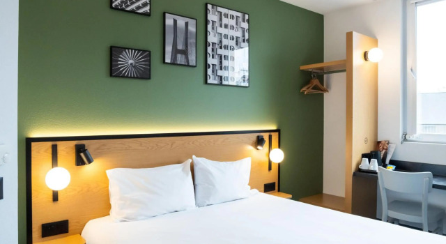 B&B HOTEL Wrocław Centrum, Забронировать Отель «постель и завтрак» Старе Място 