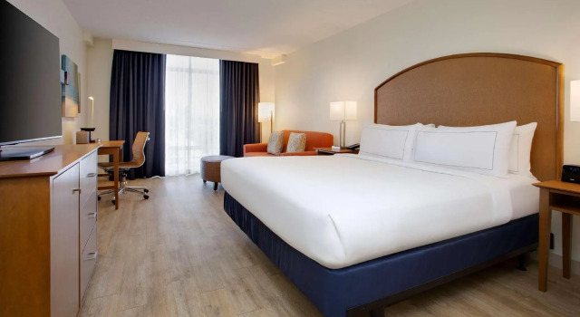 Двухместный номер Standard Hotel Dello Ft Lauderdale Airport, Tapestry Collection by Hilton