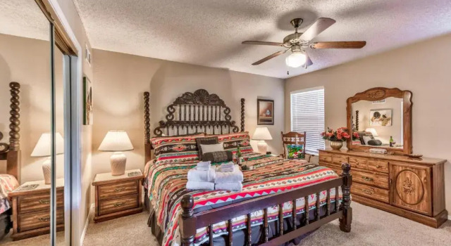 Pinon Park B11, 2 BR, Mountain Views, Deck, WiFi, Sleeps 4