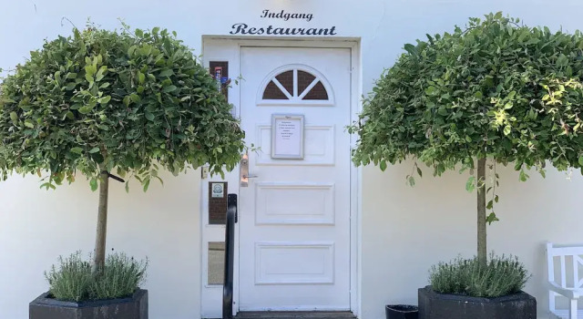 Strandby Badehotel, Rezervovat Hotel  