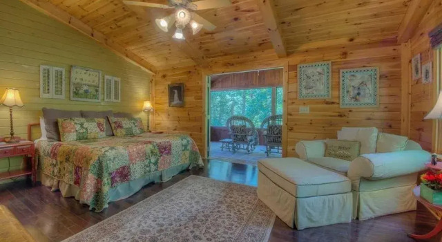 Come On Inn by Escape to Blue Ridge, Buchen Sie Hotel Dial USA